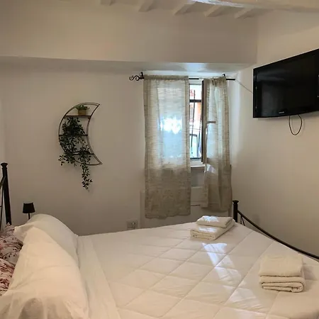 La Casa Di Alice Apartment *